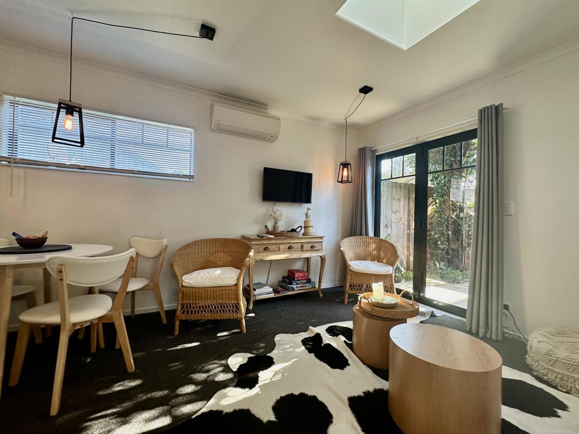 Seaside Chalet Papamoa Exterior photo