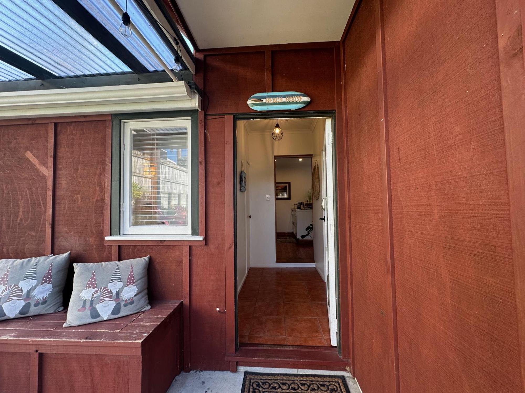 Seaside Chalet Papamoa Exterior photo